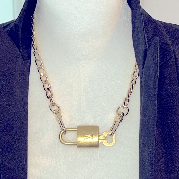 🔑LOUIS VUITTON🔑Gold Lock #318 w/Hold Unbranded Chain - Picture 13 of 14